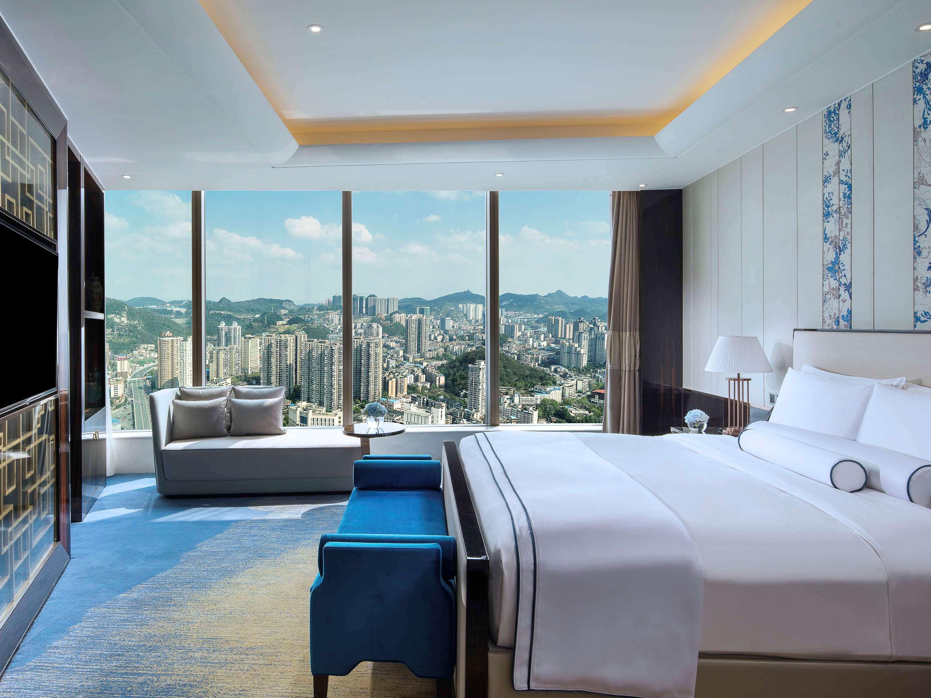 Sofitel Guiyang Hunter Hotel Екстериор снимка