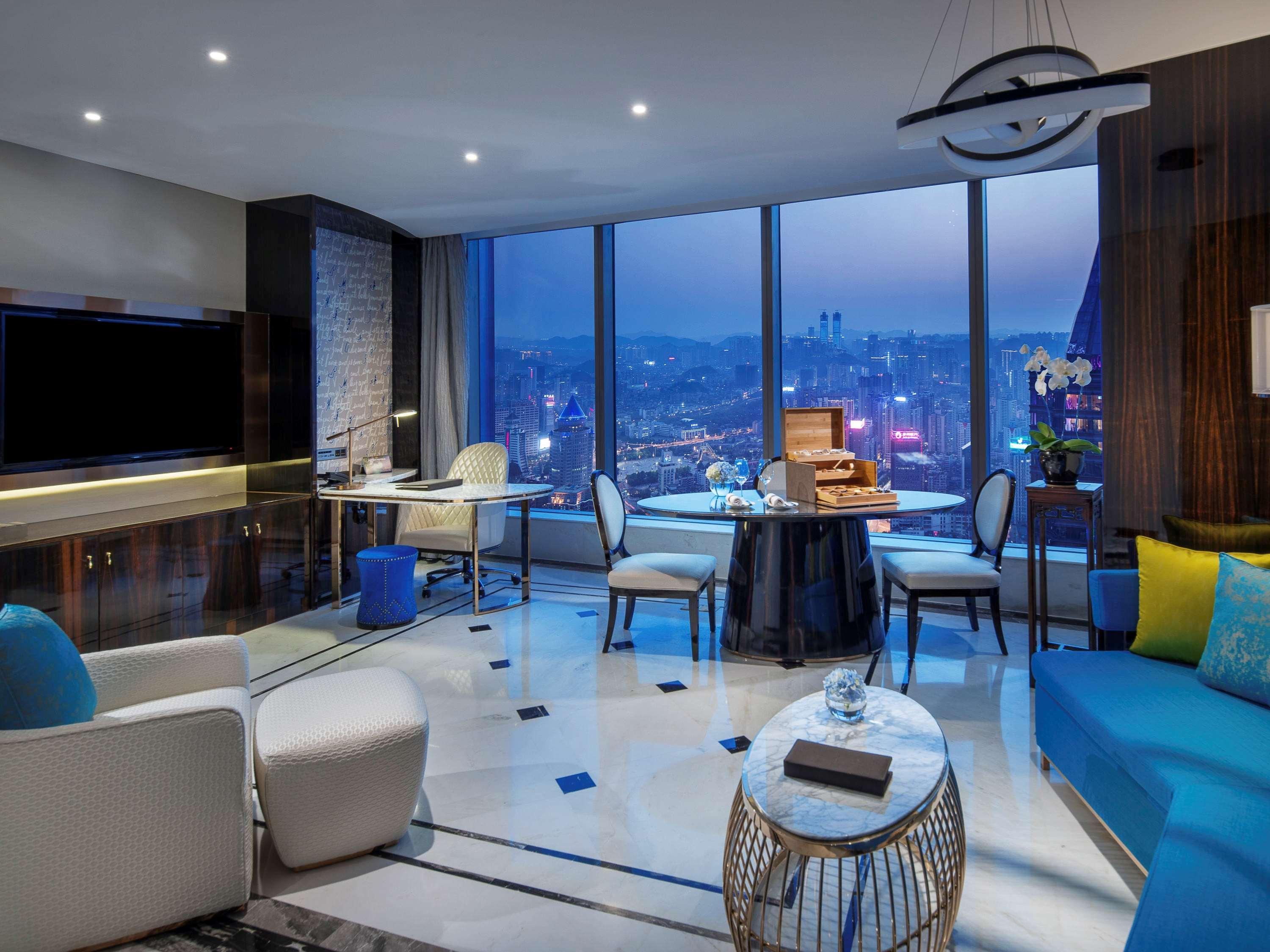 Sofitel Guiyang Hunter Hotel Екстериор снимка