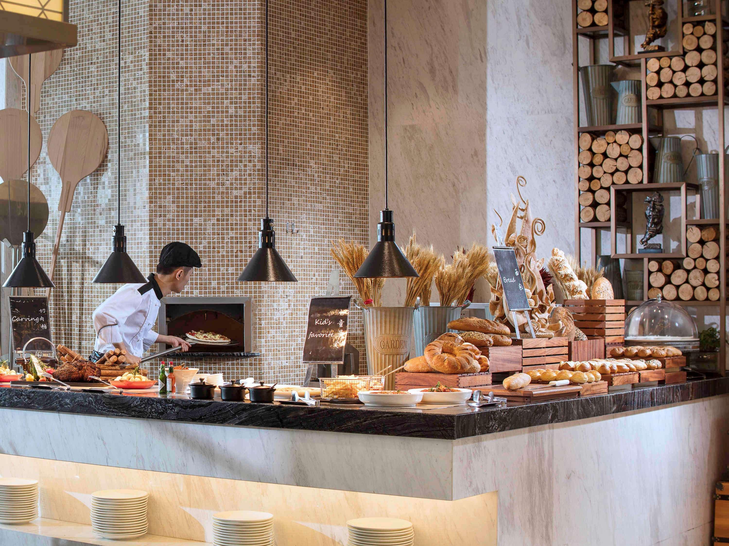 Sofitel Guiyang Hunter Hotel Екстериор снимка