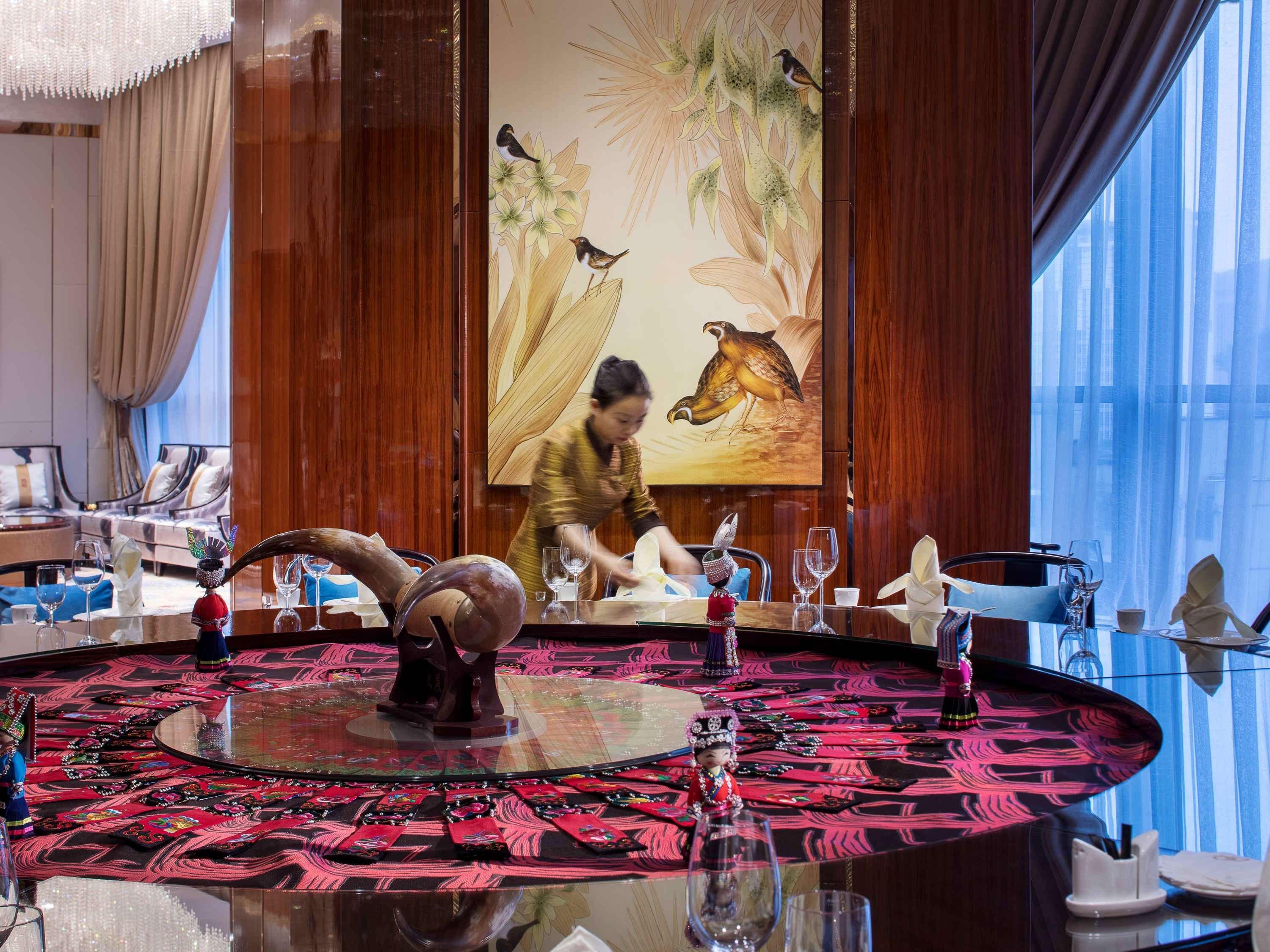 Sofitel Guiyang Hunter Hotel Екстериор снимка